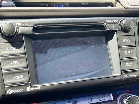 Used 2014 Toyota RAV4 Limited w/ Technology Package FWD image 20