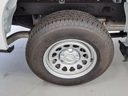 Used 2025 Chevrolet Silverado 1500 W/T w/ WT Value Package RWD image 29