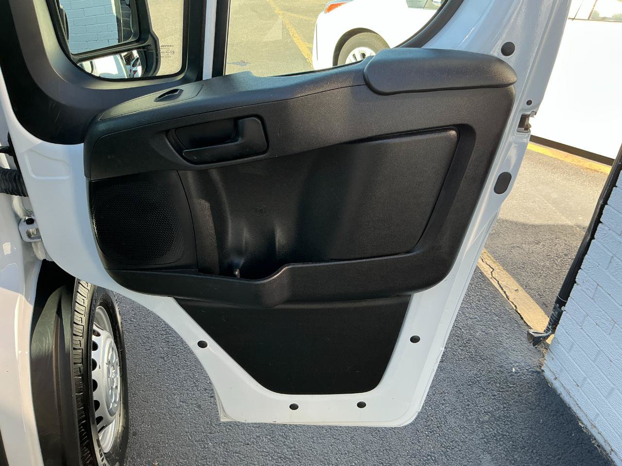Used 2024 RAM ProMaster 2500 FWD image 23