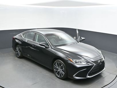 Certified 2025 Lexus ES 350 w/ Premium Package