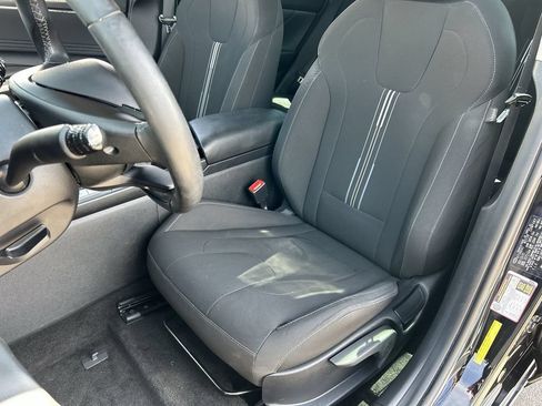 Used 2022 Hyundai Elantra SEL w/ Convenience Package FWD image 19