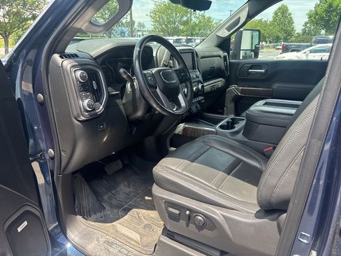 Used 2020 GMC Sierra 3500 Denali w/ Denali Ultimate Package AWD/4WD image 9