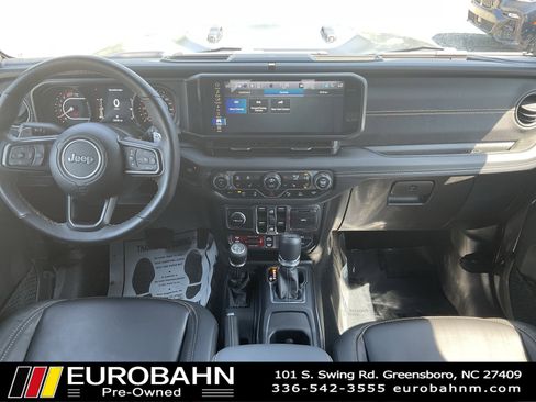 Used 2025 Jeep Wrangler Unlimited Rubicon 392 AWD/4WD image 16