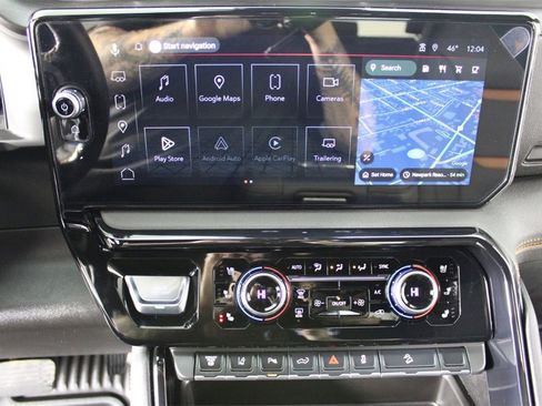 Used 2025 GMC Sierra 3500 AT4 image 24