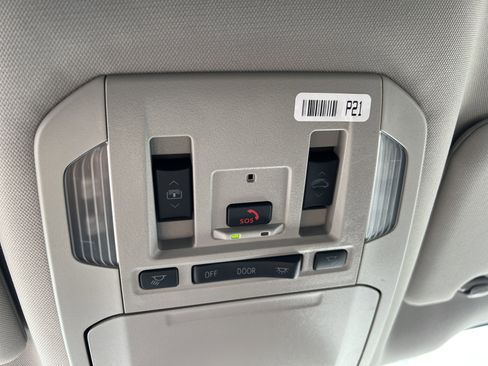 New 2026 Toyota Highlander Platinum image 27