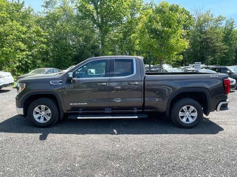 Used 2019 GMC Sierra 1500 SLE w/ SLE Value Package AWD/4WD image 9