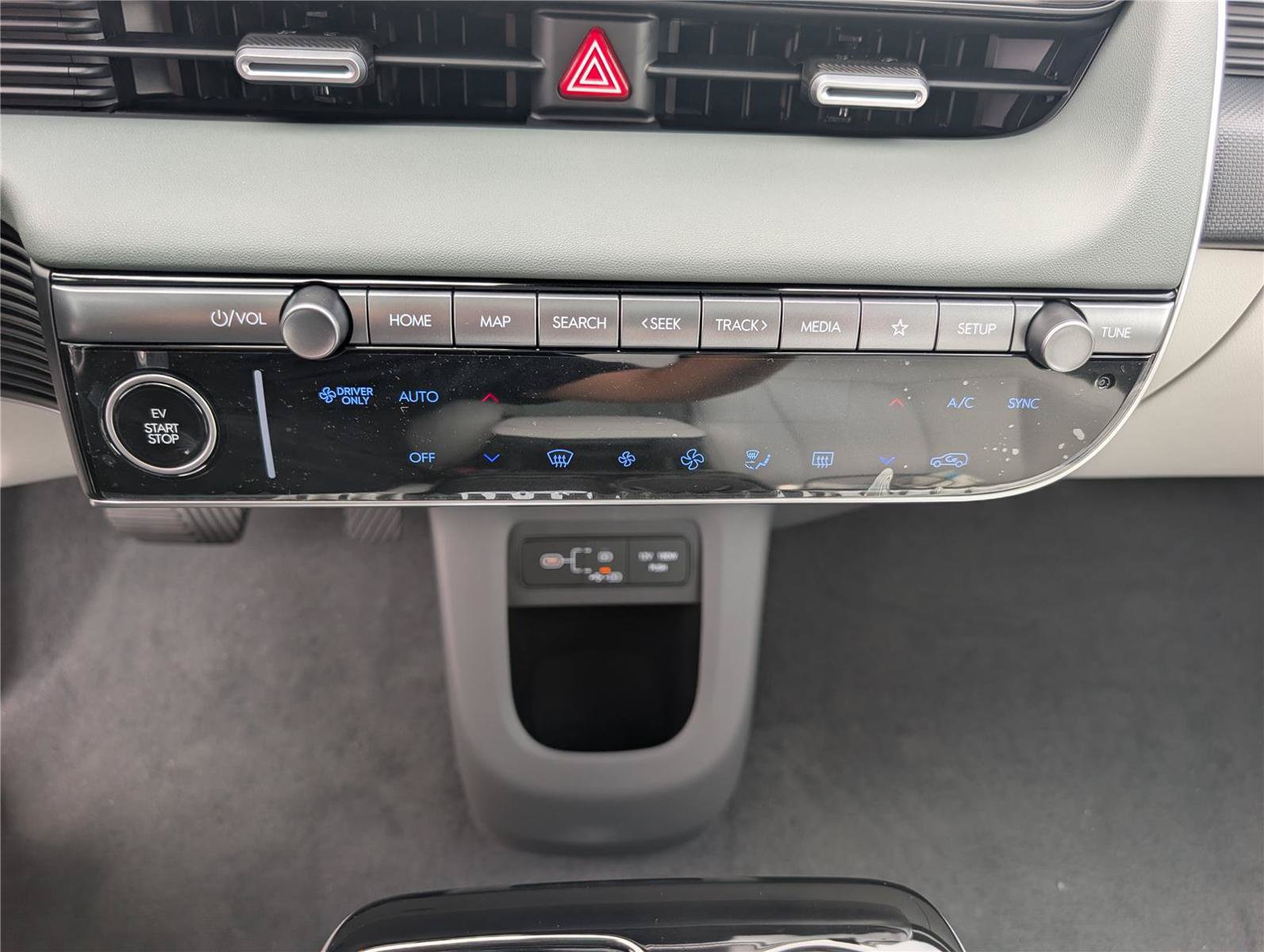 New 2027 Hyundai Ioniq 5 Limited RWD image 26