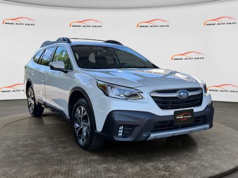 Used 2022 Subaru Outback Limited AWD/4WD image 5