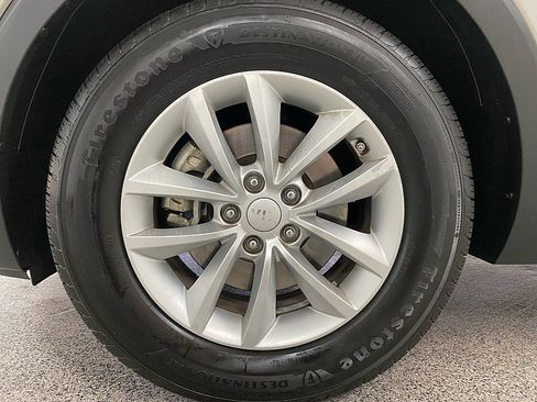 Used 2018 Kia Sorento FWD V6 w/ LX V6 Convenience Package image 23