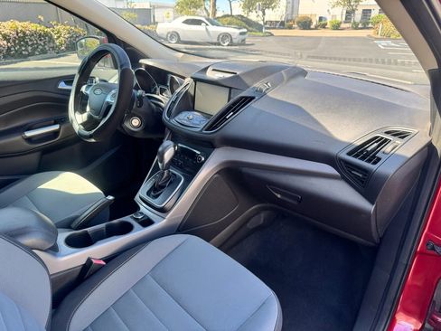Used 2013 Ford Escape SE image 22