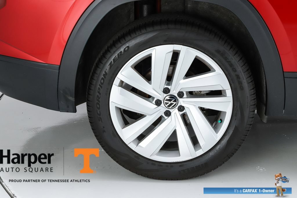 Used 2023 Volkswagen Atlas Cross Sport SE FWD image 13