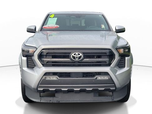 Used 2024 Toyota Tacoma SR5 w/ SR5 Upgrade Package AWD/4WD image 2