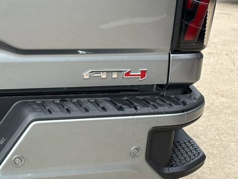 New 2026 GMC Sierra 2500 AT4 w/ AT4 Premium Plus Package AWD/4WD image 9