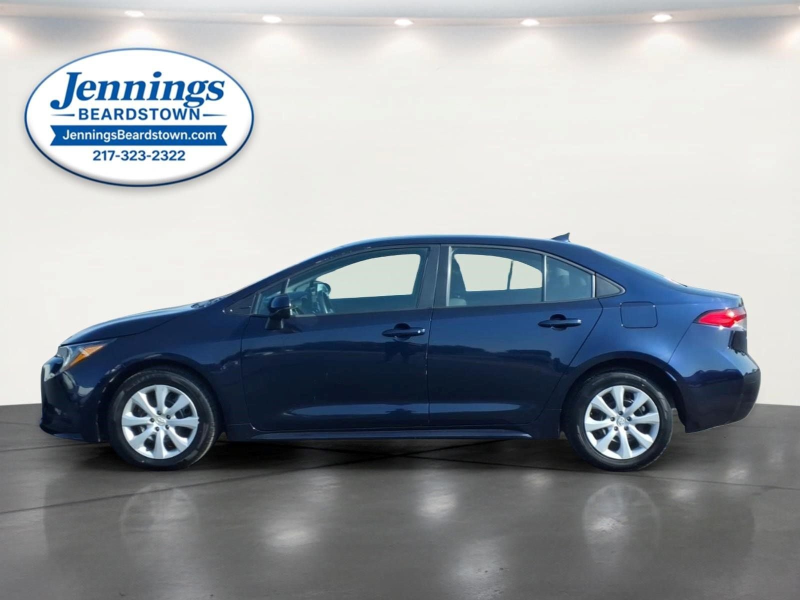 Used 2024 Toyota Corolla LE FWD image 2