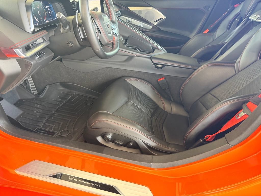Used 2021 Chevrolet Corvette Stingray Premium Conv w/ Z51 Performance Package RWD image 13