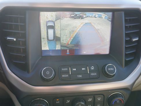 Used 2018 GMC Acadia Denali w/ Technology Package image 16