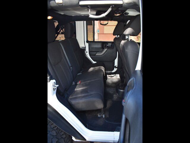 Used 2017 Jeep Wrangler Unlimited Sport w/ Quick Order Package 23S AWD/4WD image 28