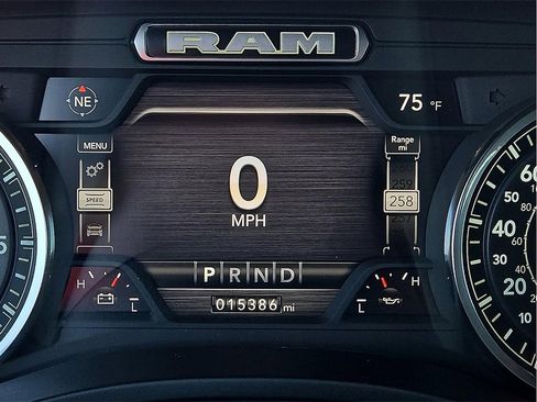 Used 2024 RAM 1500 Laramie image 18