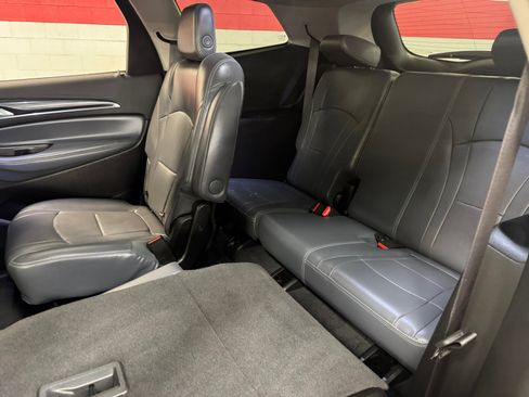 Used 2018 Buick Enclave Essence w/ Trailering Package FWD image 27
