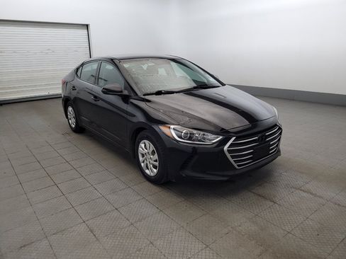 Used 2018 Hyundai Elantra SE FWD image 13