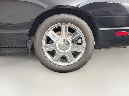 Used 2005 Ford Thunderbird RWD image 34