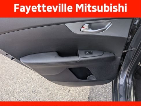 Used 2021 Kia Forte LXS FWD image 26