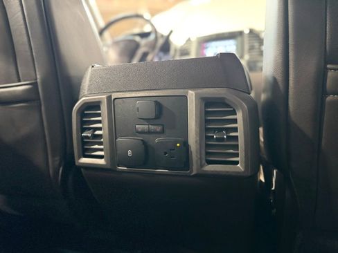 Used 2018 Ford F250 Limited image 21