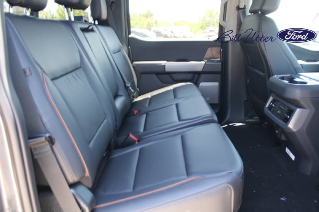 New 2026 Ford F350 Lariat w/ Black Appearance Package AWD/4WD image 9