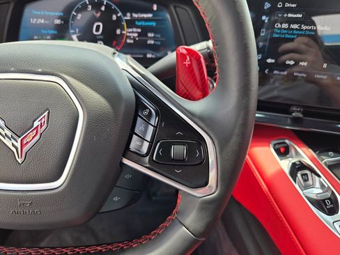 Used 2024 Chevrolet Corvette Stingray Preferred Conv w/ Z51 Performance Package RWD image 30