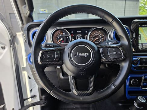 Used 2022 Jeep Gladiator Sport AWD/4WD image 23
