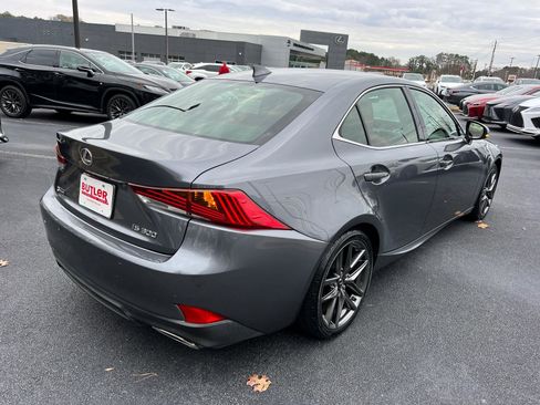 Used 2018 Lexus IS 300 F Sport w/ F Sport Package image 6