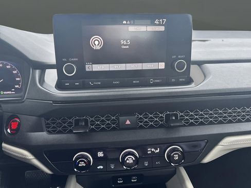 Used 2024 Honda Accord LX image 7