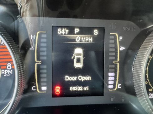 Used 2017 Jeep Cherokee Sport w/ Cold Weather Group image 16