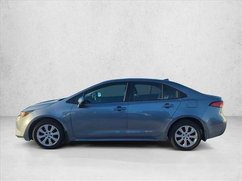 Used 2024 Toyota Corolla LE FWD image 4