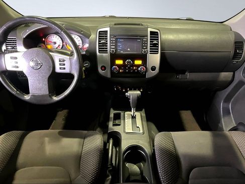 Used 2019 Nissan Frontier PRO-4X image 8
