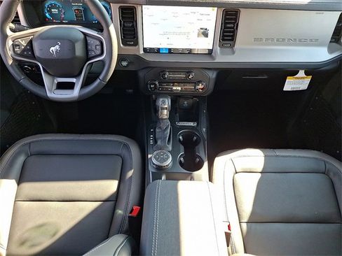 New 2025 Ford Bronco Outer Banks image 10