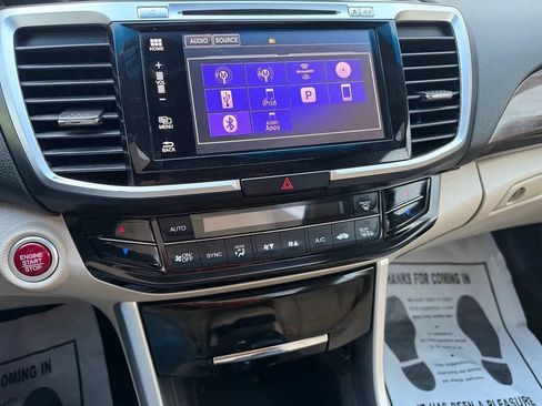 Used 2016 Honda Accord EX-L image 24