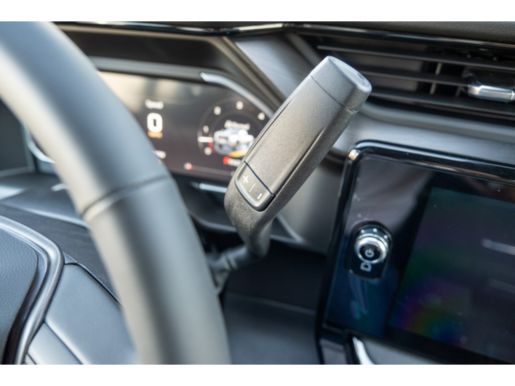 New 2026 GMC Sierra 2500 AT4 w/ AT4 Premium Plus Package AWD/4WD image 22