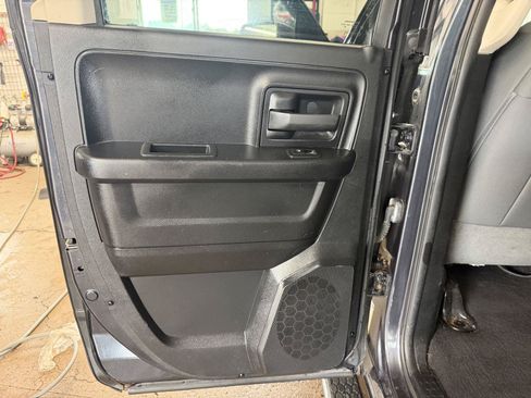 Used 2014 RAM 1500 Express AWD/4WD image 20