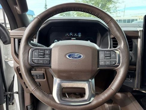 Used 2022 Ford Expedition Max King Ranch image 13