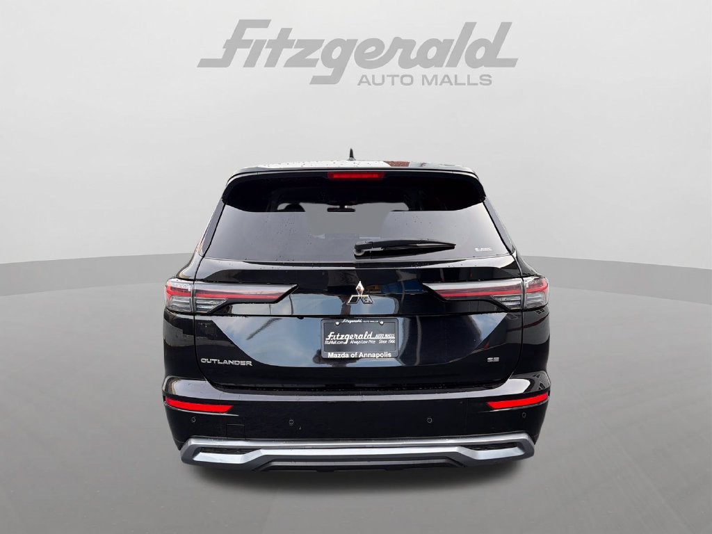 Used 2025 Mitsubishi Outlander SE AWD/4WD image 6