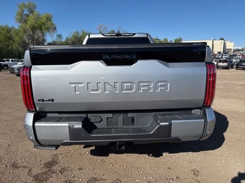 Used 2024 Toyota Tundra Platinum AWD/4WD image 5