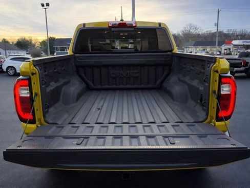 Used 2023 GMC Canyon AT4 w/ AT4 Premium Package image 11