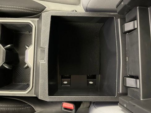 Certified 2025 Toyota Tacoma TRD Off-Road image 23