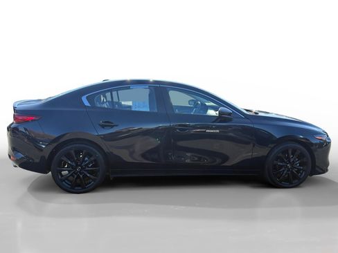 Certified 2025 MAZDA MAZDA3 2.5 Turbo Sedan w/Premium Plus image 6