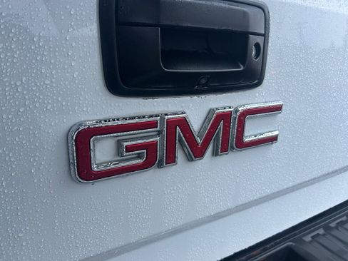 Used 2018 GMC Sierra 1500 2WD Regular Cab image 32