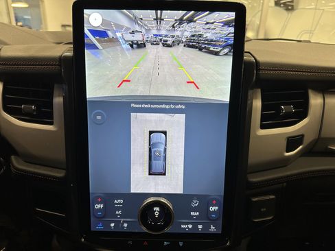 Used 2024 Ford Expedition Timberline image 39