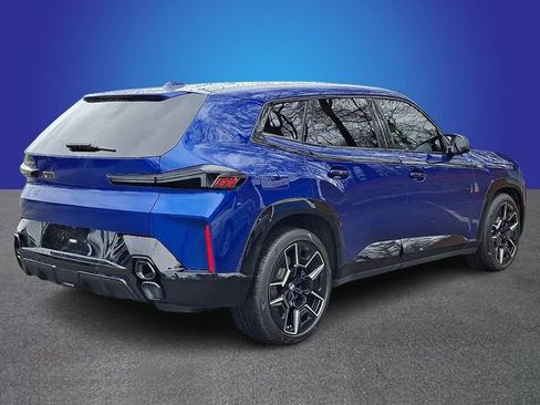 Used 2023 BMW XM w/ M Driver's Package image 4