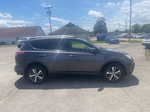 Used 2018 Toyota RAV4 XLE AWD/4WD image 7