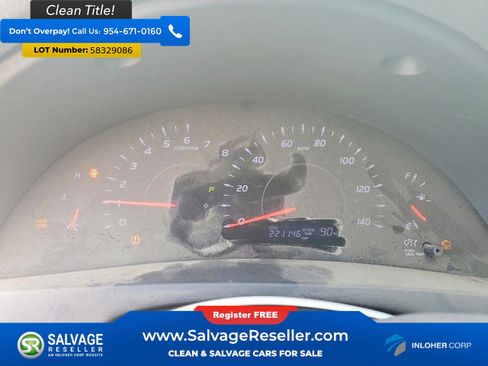 Used 2010 Toyota Camry FWD image 12